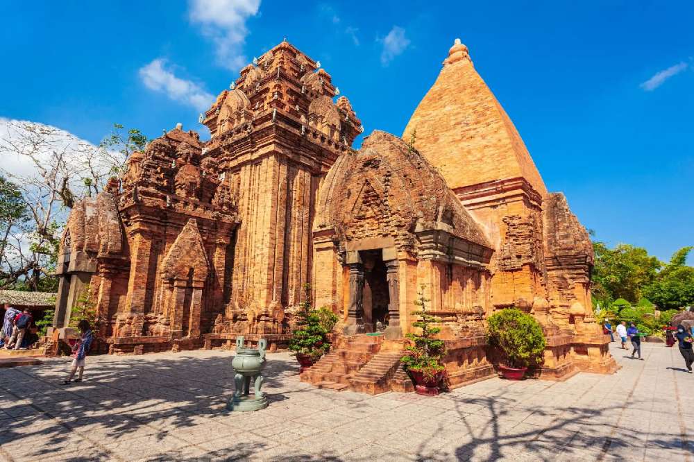 Tour de Pô Nagar à Nha Trang